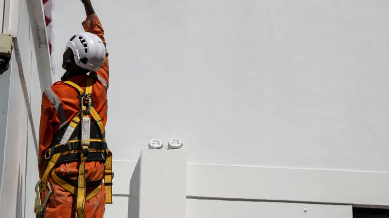 Elektrische veiligheidsinspecties en vergunningen: Waarom zijn ze belangrijk?